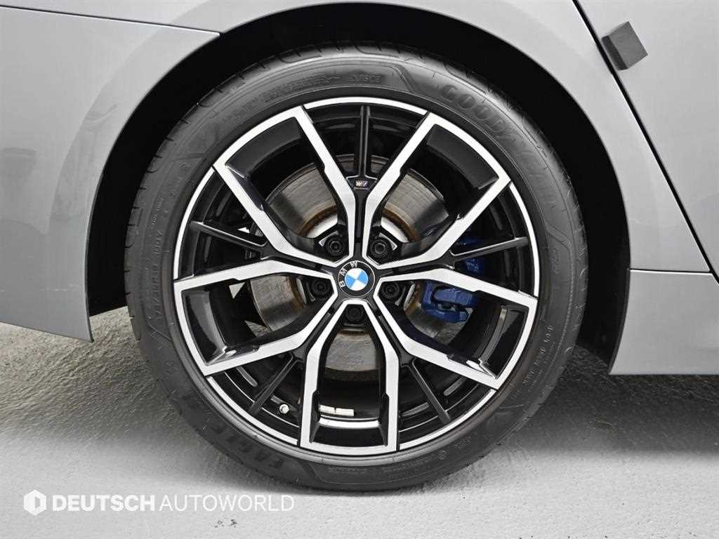 BMW 5 Series - Vista 5