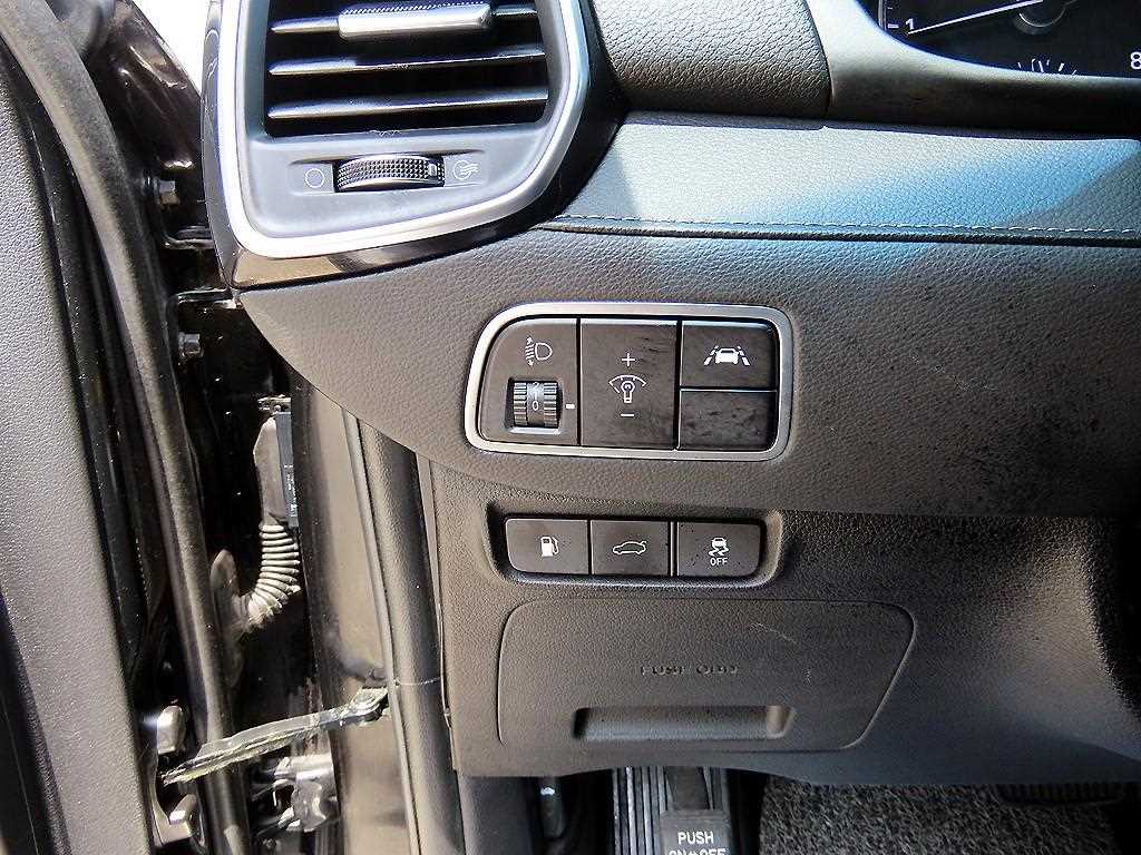 HYUNDAI Grandeur - Vista 12