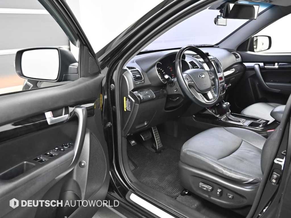 KIA Sorento - Vista 11
