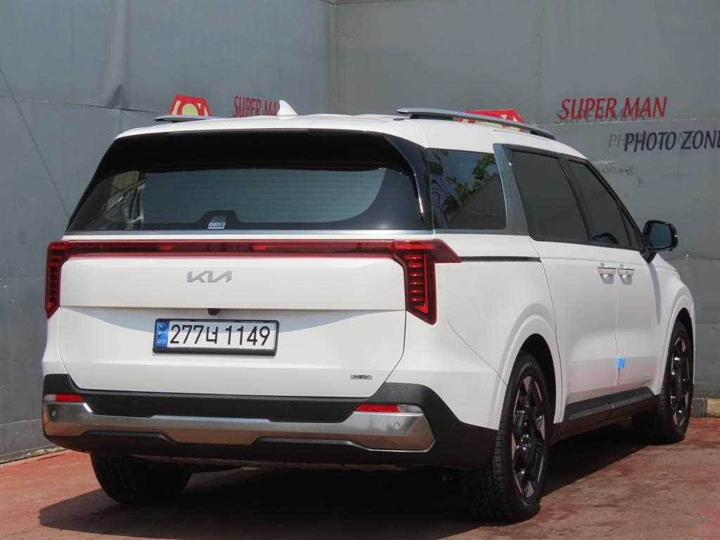 KIA Carnival - Vista 3