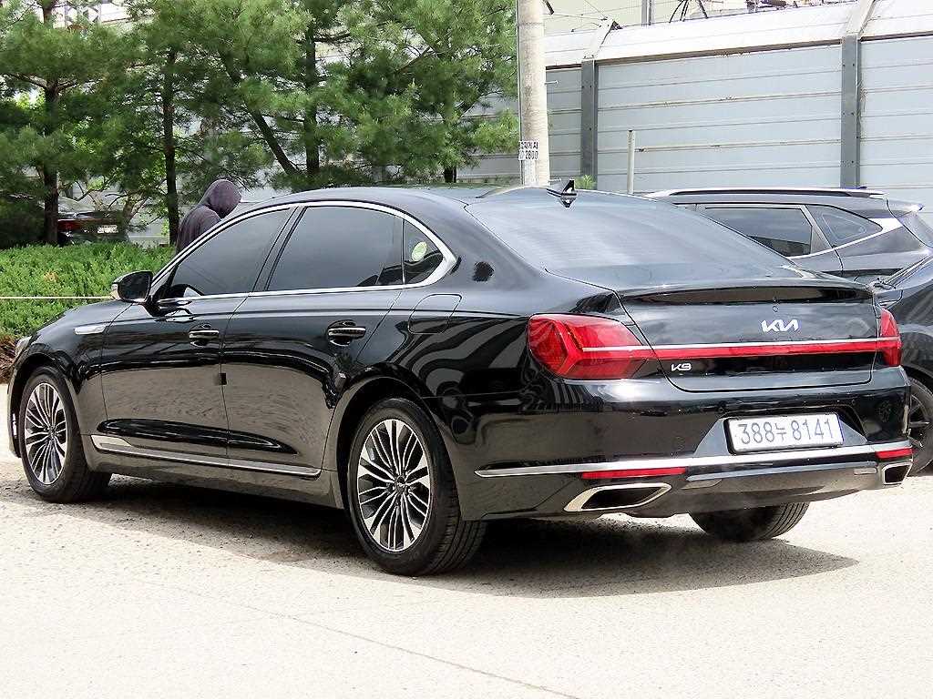 KIA K9 - Vista 3