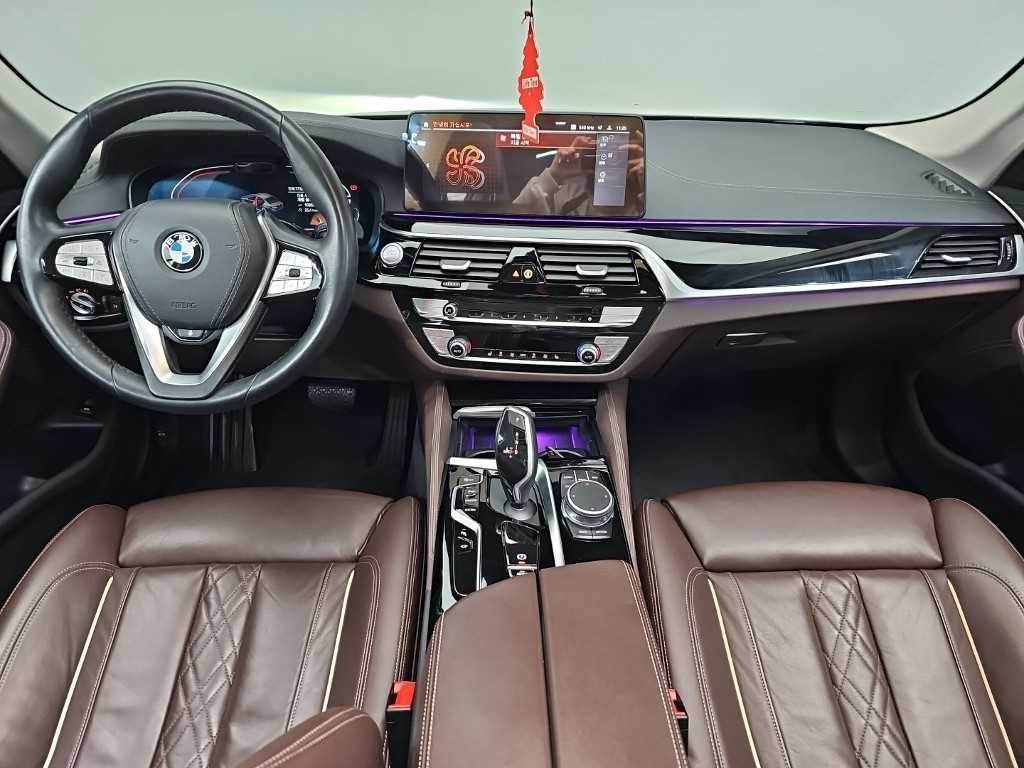 BMW 5 Series - Vista 7