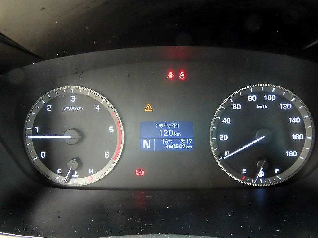 HYUNDAI Solati - Vista 10
