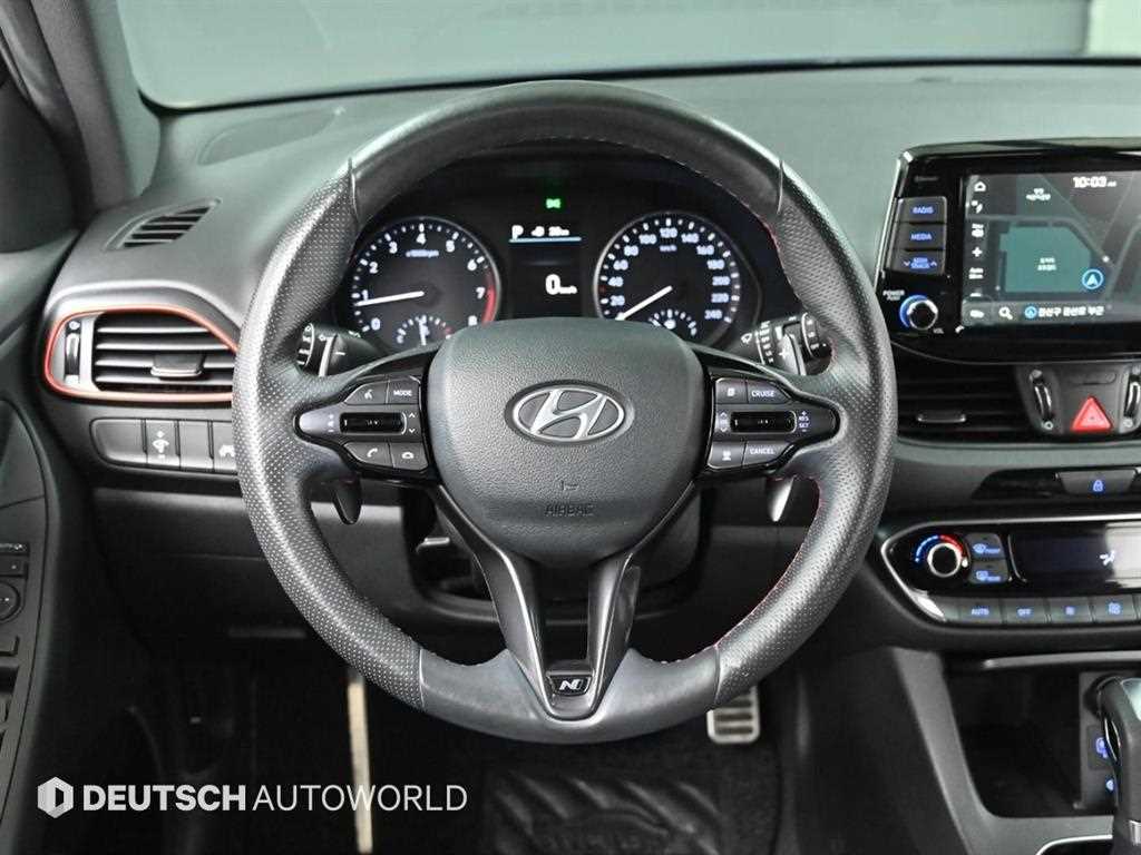 HYUNDAI i30 - Vista 8