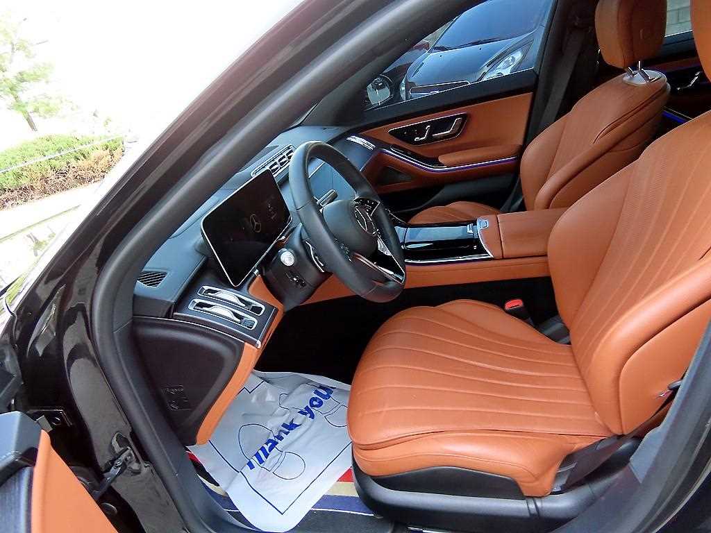 Mercedes Benz S Class - Vista 5