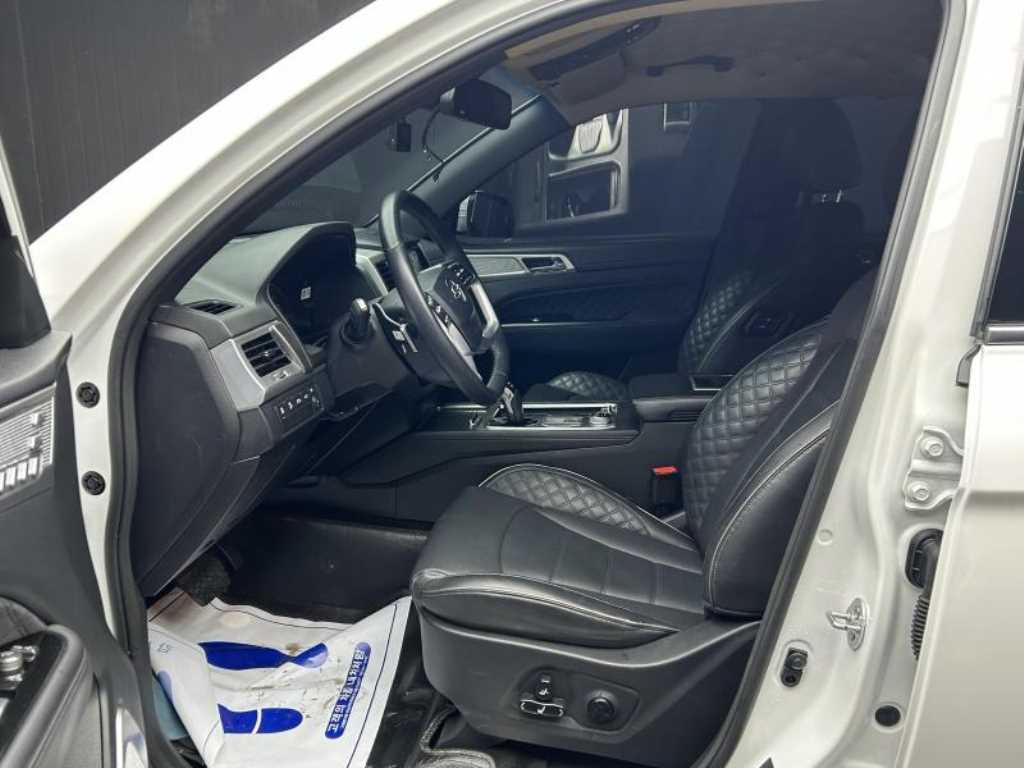 Ssangyong Rexton - Vista 7