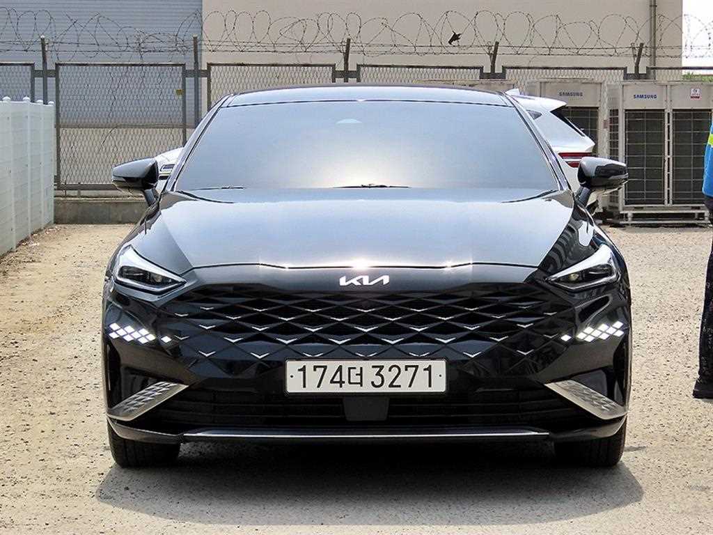 KIA K8 2023 Negro - Importación desde Corea - HF Imports Iquique - Foto 1