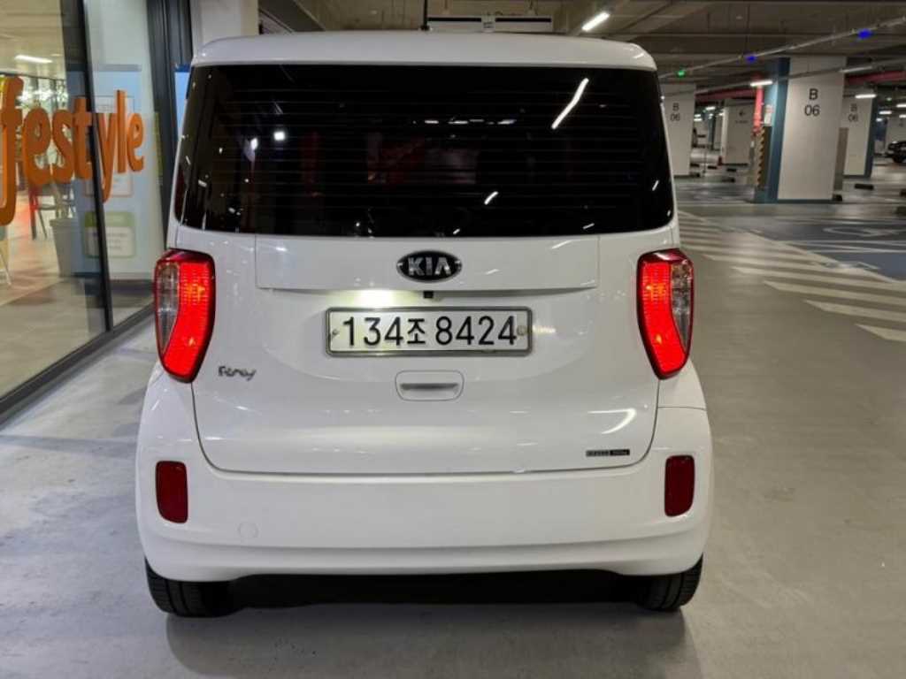 KIA Ray - Vista 5