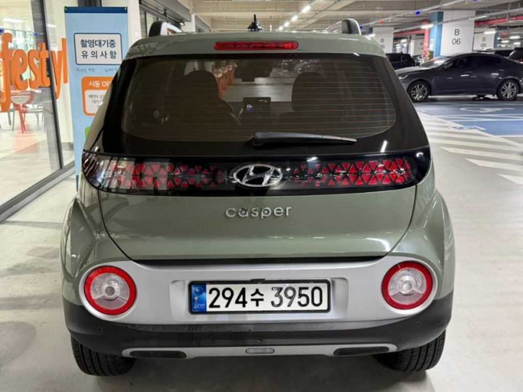HYUNDAI Casper - Vista 5