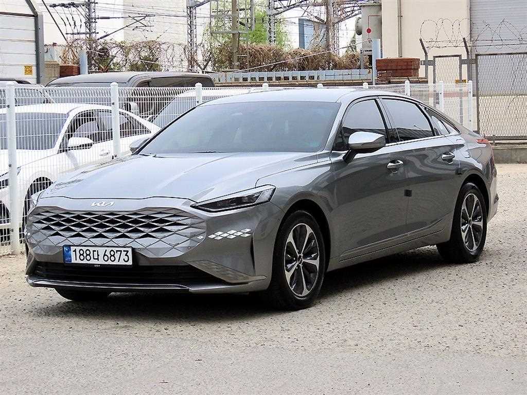 KIA K8 - Vista 2