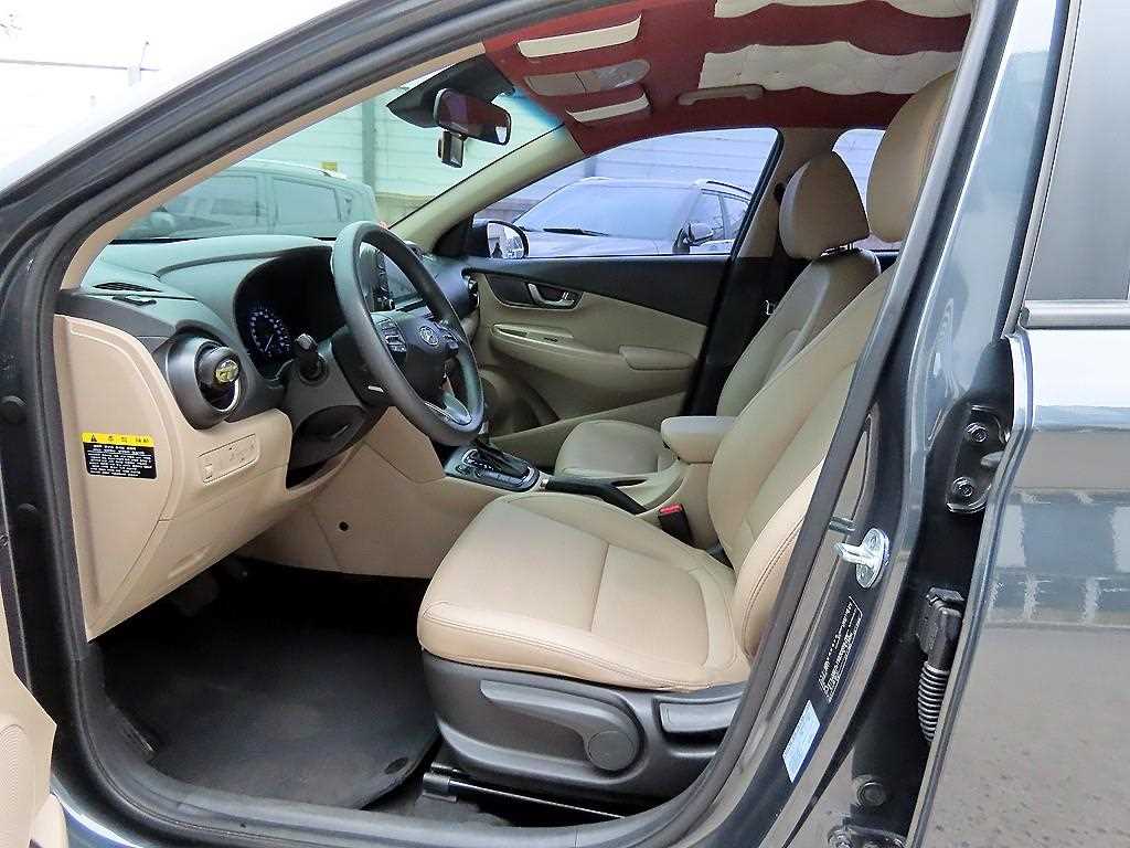 HYUNDAI Kona - Vista 5
