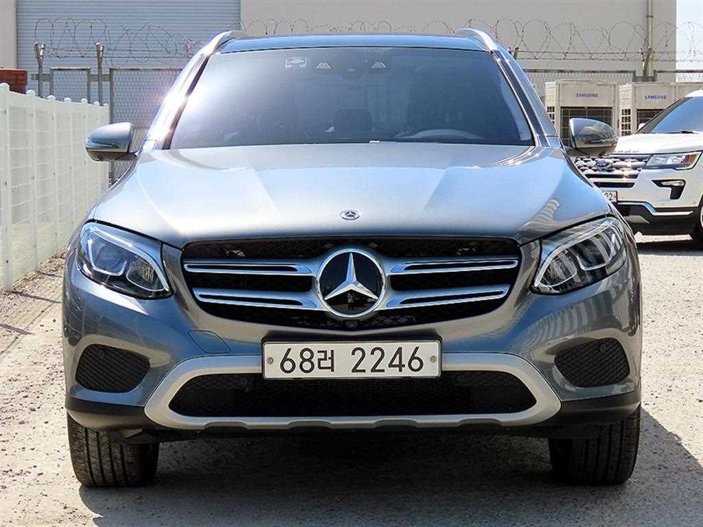 Mercedes Benz GLC Class 2019 Gris - Importación desde Corea - HF Imports Iquique - Foto 1