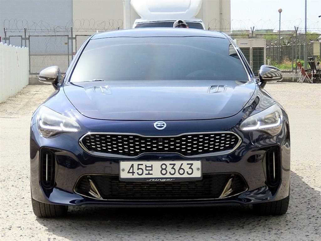KIA Stinger 2018 Morado - Importación desde Corea - HF Imports Iquique - Foto 1