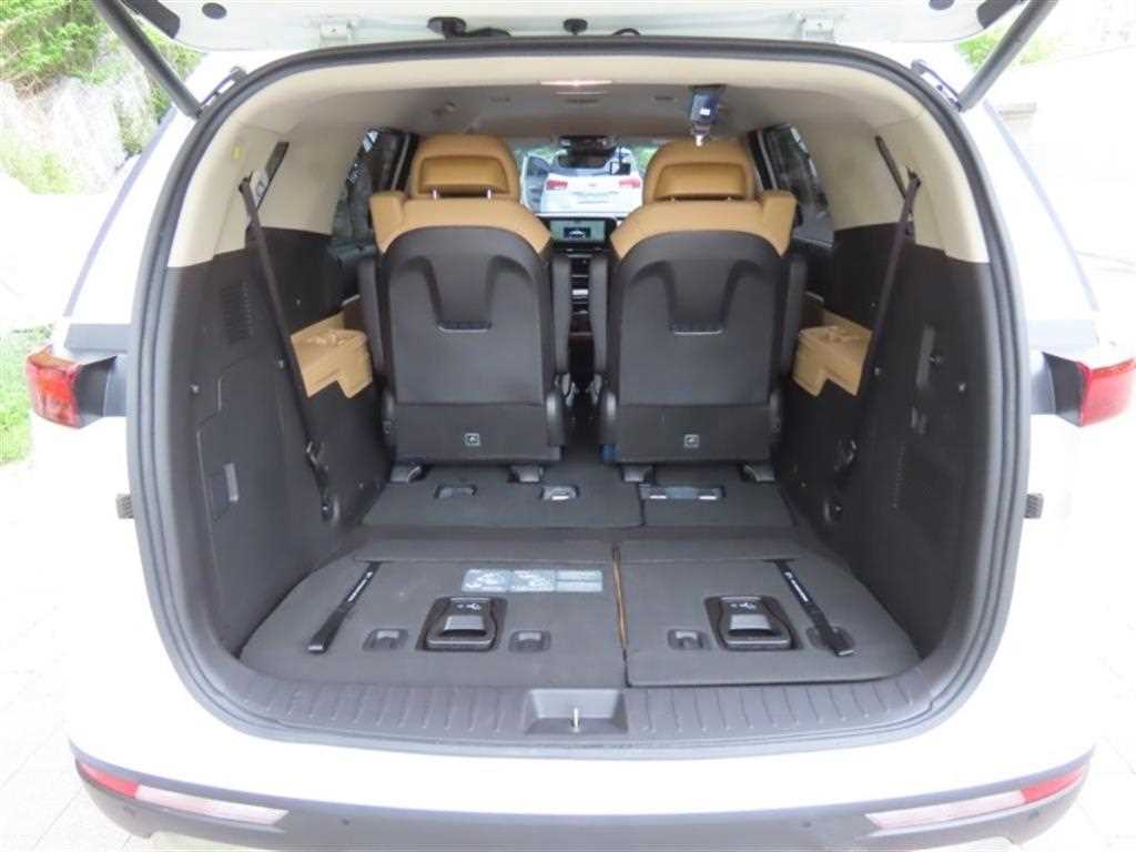 KIA Carnival 2023 Blanco - Importación desde Corea - HF Imports Iquique - Foto 18