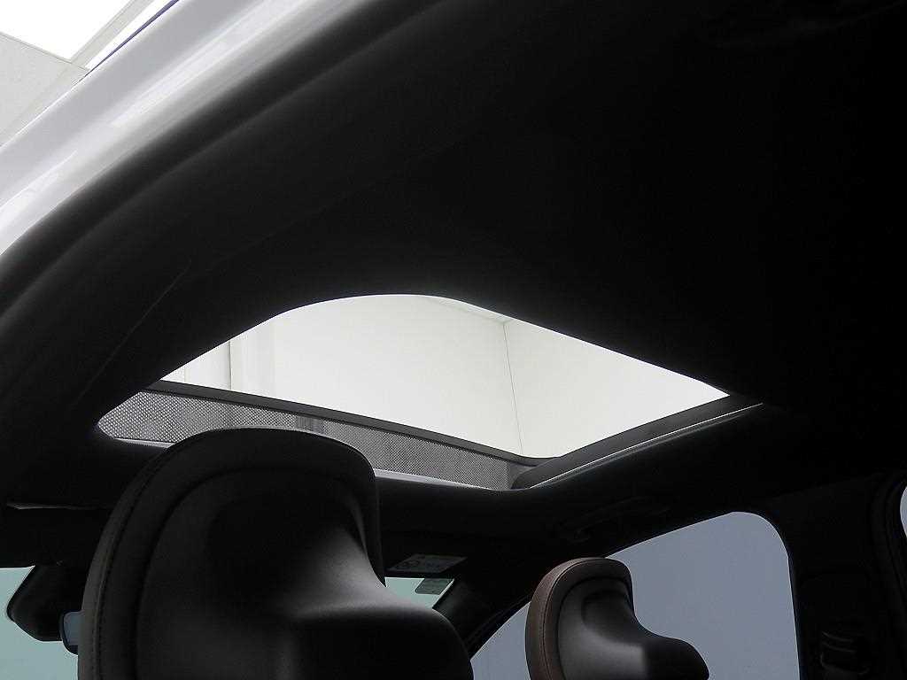 HYUNDAI Ioniq 6 - Vista 9