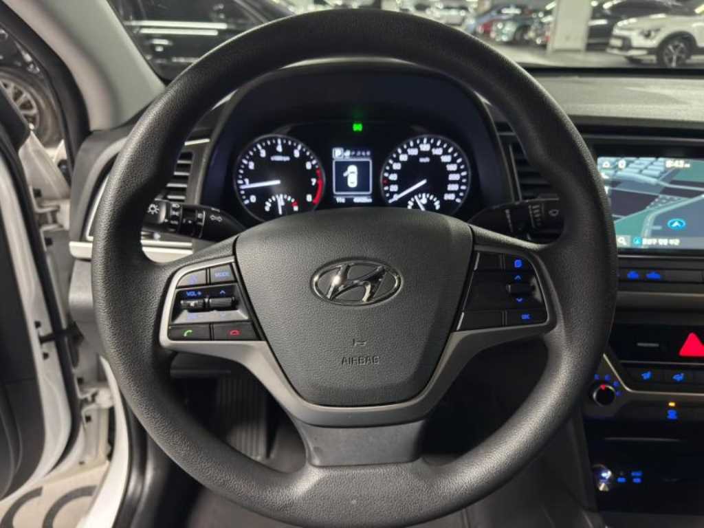 HYUNDAI Avante 2018 - Importación desde Corea - HF Imports Iquique - Foto 14