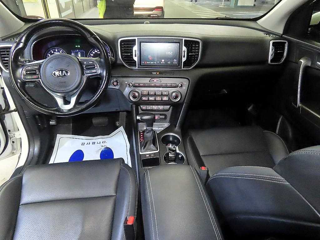KIA Sportage - Vista 9