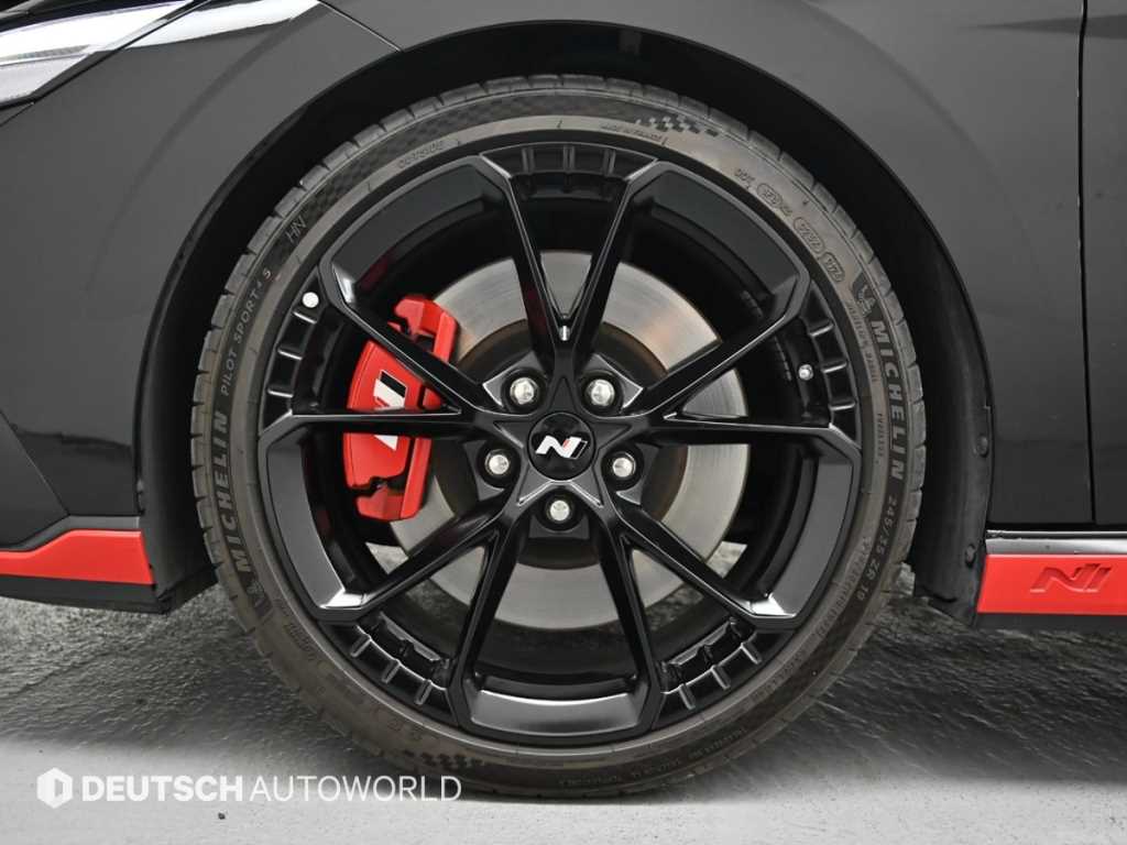 HYUNDAI Avante - Vista 5