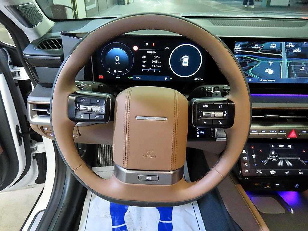 HYUNDAI Grandeur - Vista 9
