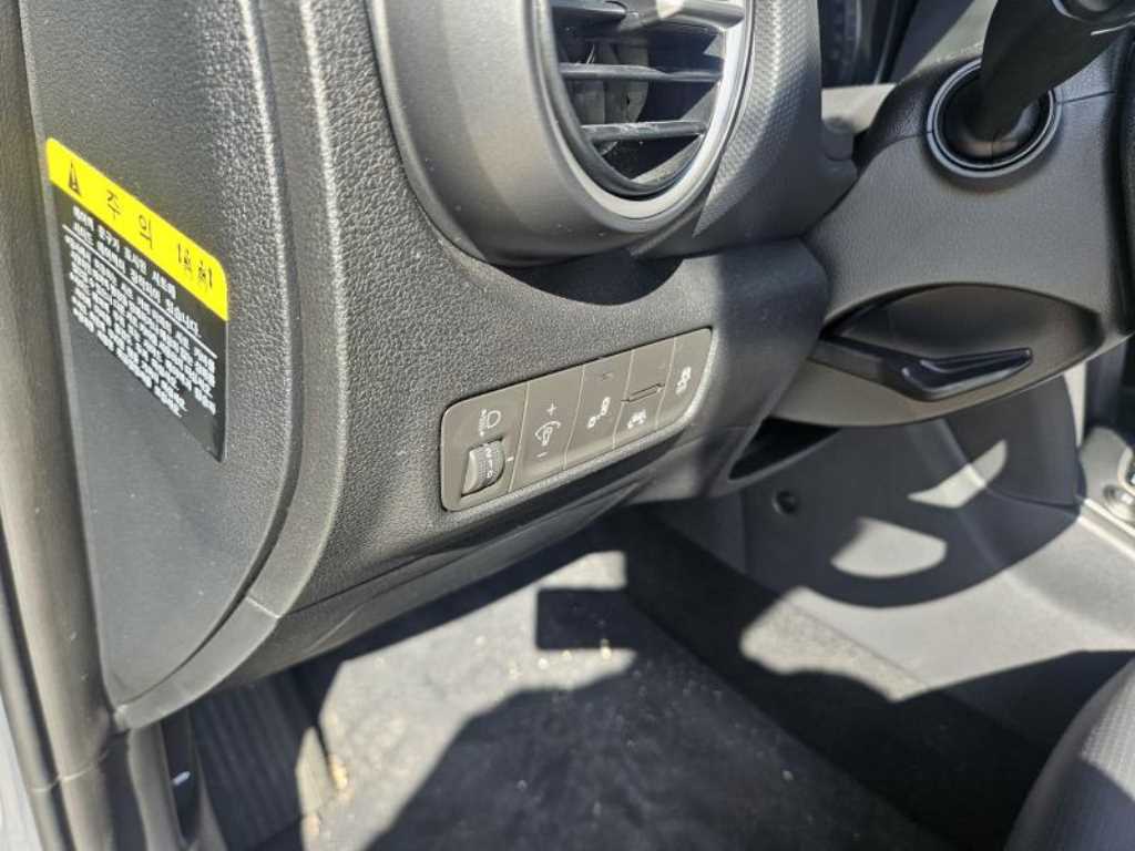 HYUNDAI Kona 2019 Blanco - Importación desde Corea - HF Imports Iquique - Foto 15