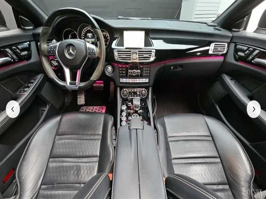 Mercedes Benz CLS Class - Vista 4