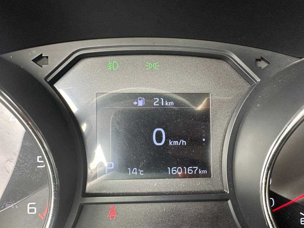 KIA Carnival - Vista 7