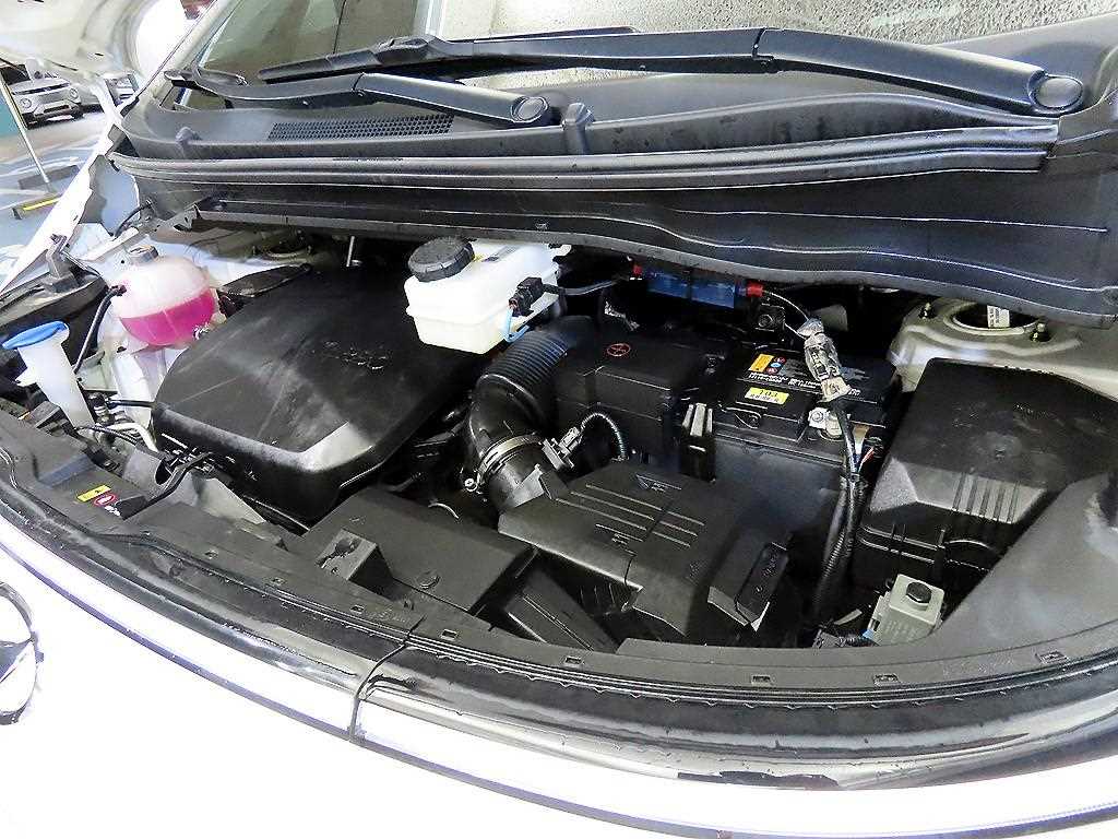 HYUNDAI Staria 2023 Blanco - Importación desde Corea - HF Imports Iquique - Foto 19