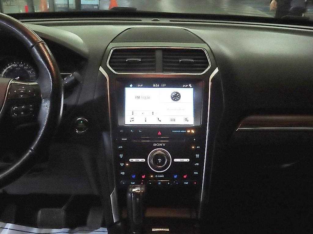 Ford Explorer - Vista 11