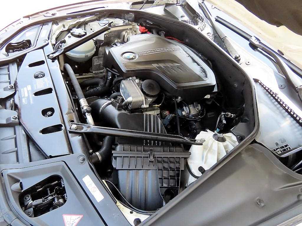 BMW 5 Series 2015 Blanco - Importación desde Corea - HF Imports Iquique - Foto 19