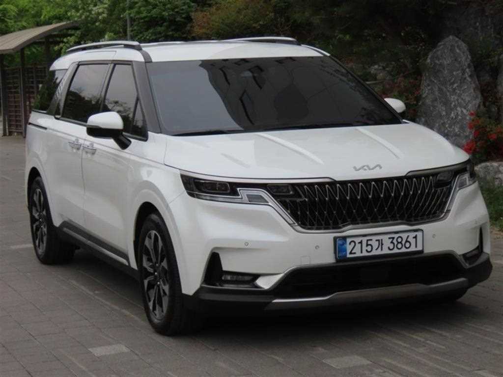 KIA Carnival - Vista 2