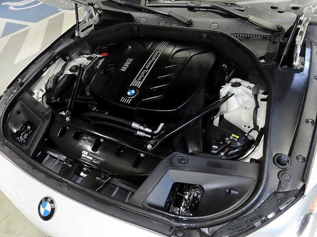 BMW Gran Turismo 2017 Blanco - Importación desde Corea - HF Imports Iquique - Foto 19