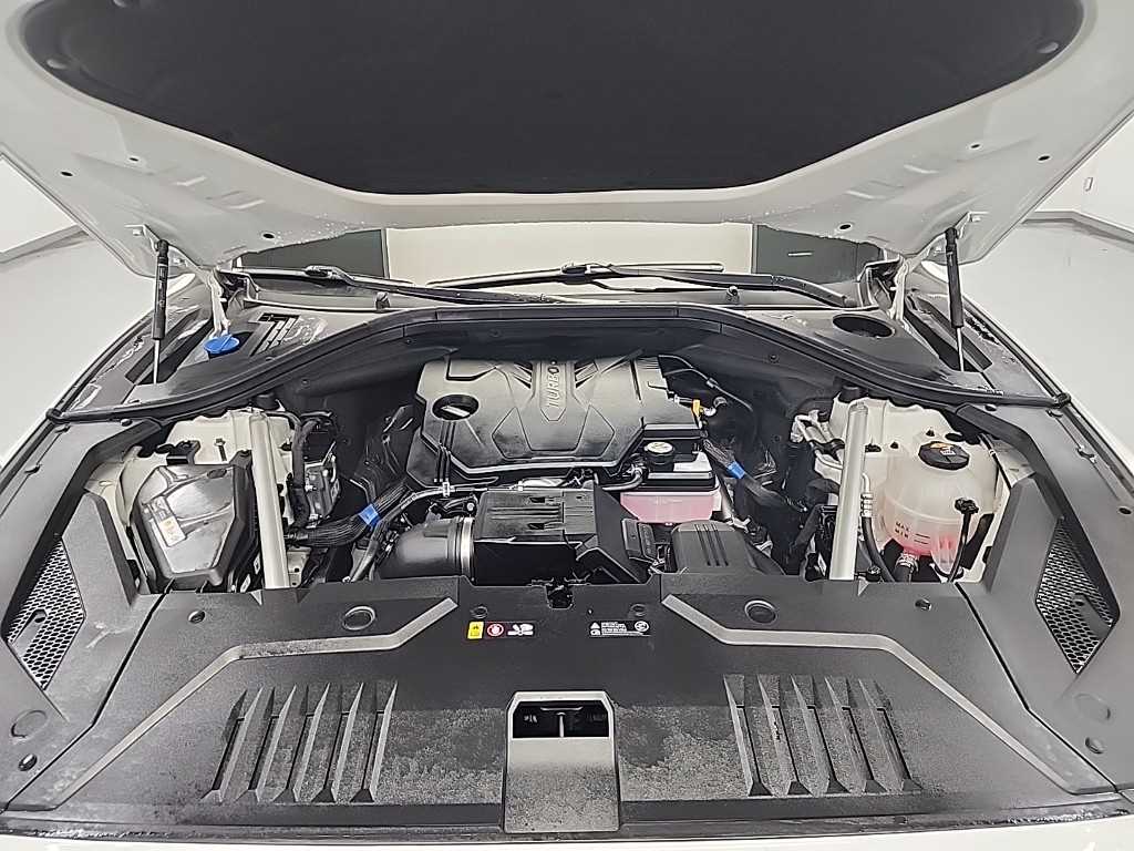 Genesis GV70 - Vista 5