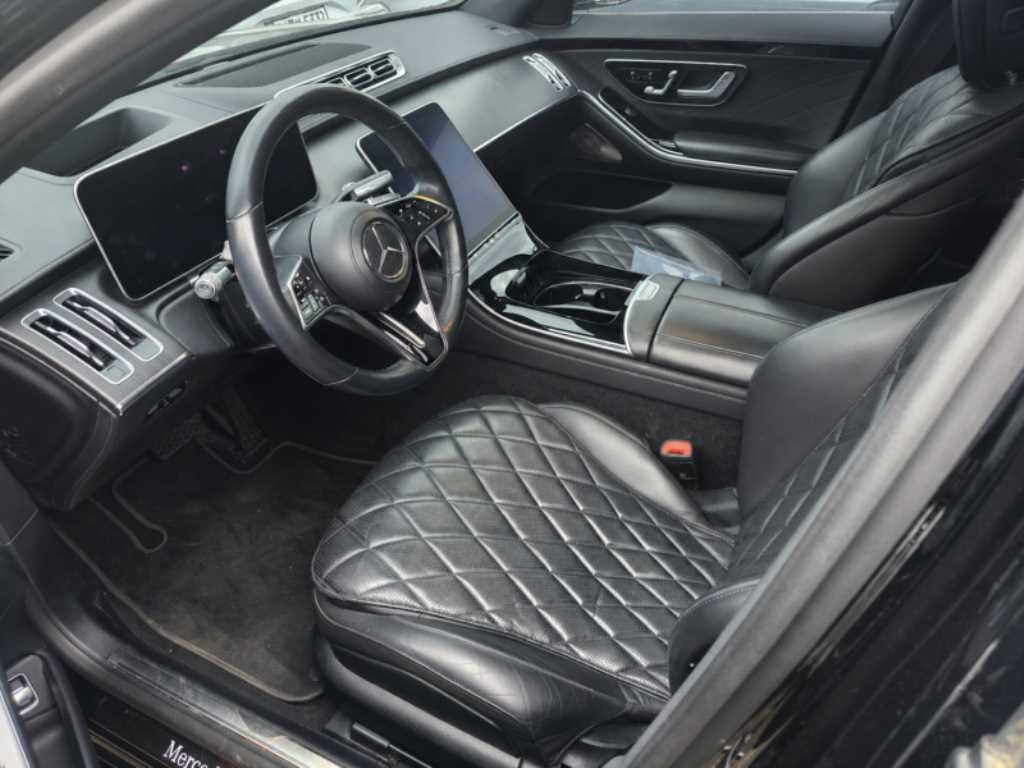 Mercedes Benz S Class - Vista 5