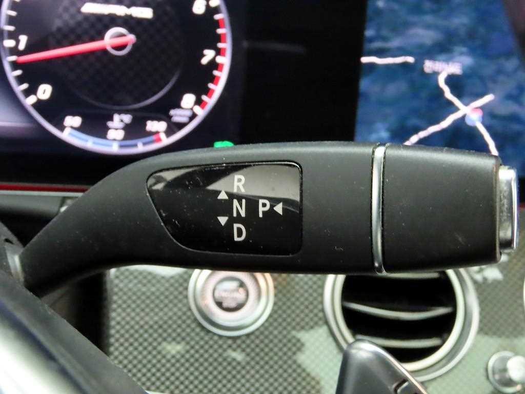 Mercedes Benz E class - Vista 10