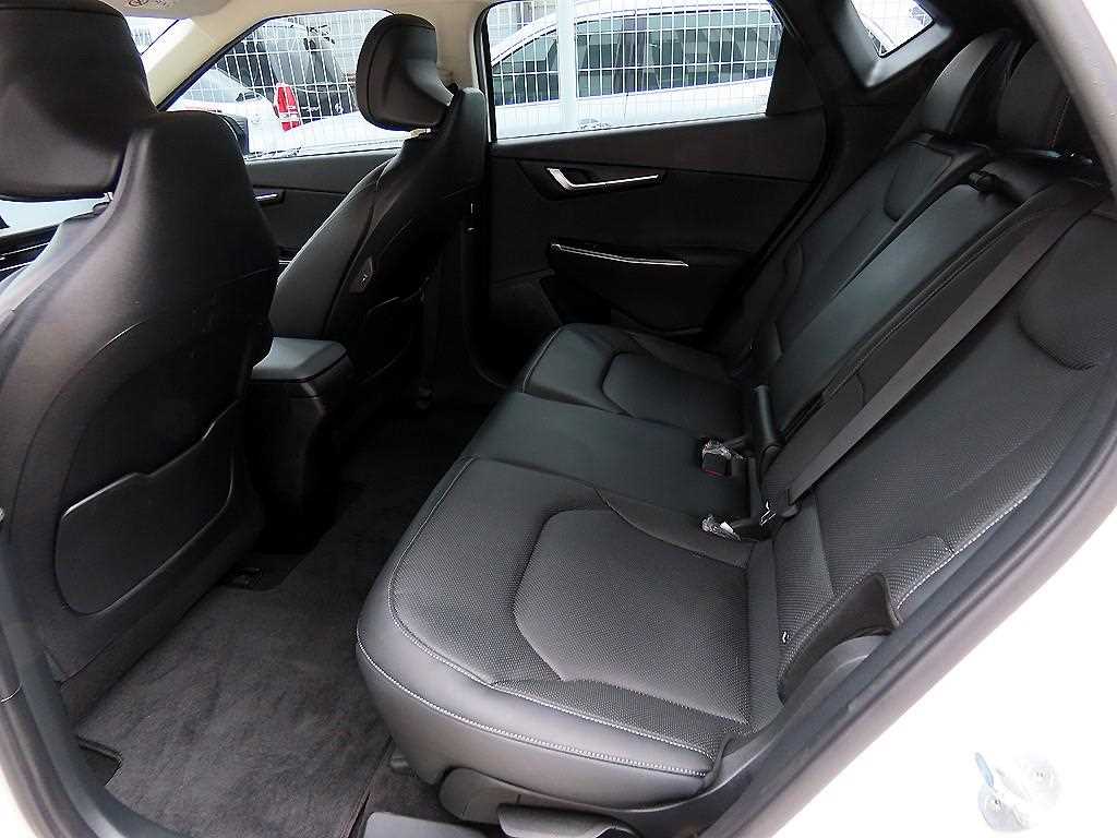 KIA EV6 - Vista 6