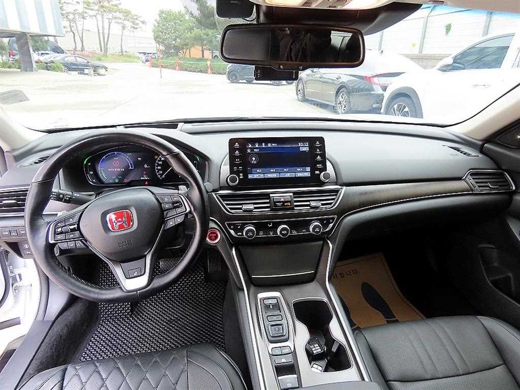 Honda Accord - Vista 7