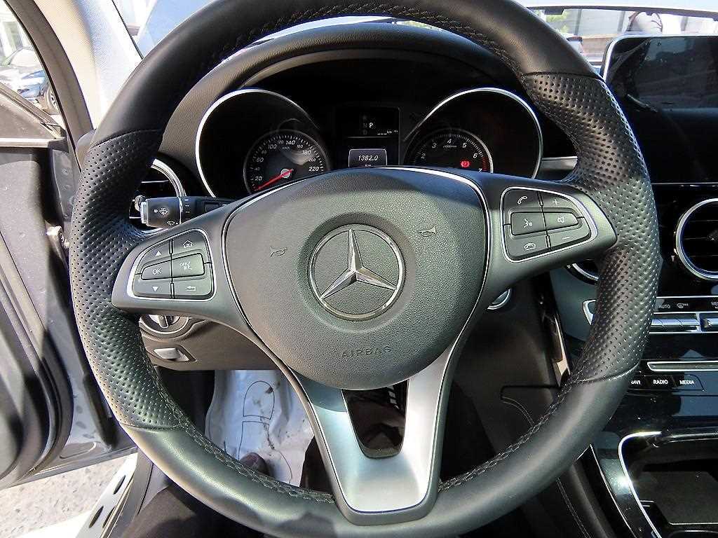 Mercedes Benz GLC Class - Vista 8