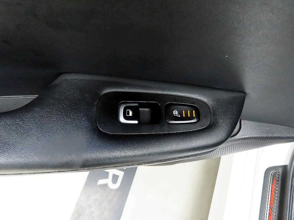 KIA Stinger - Vista 12