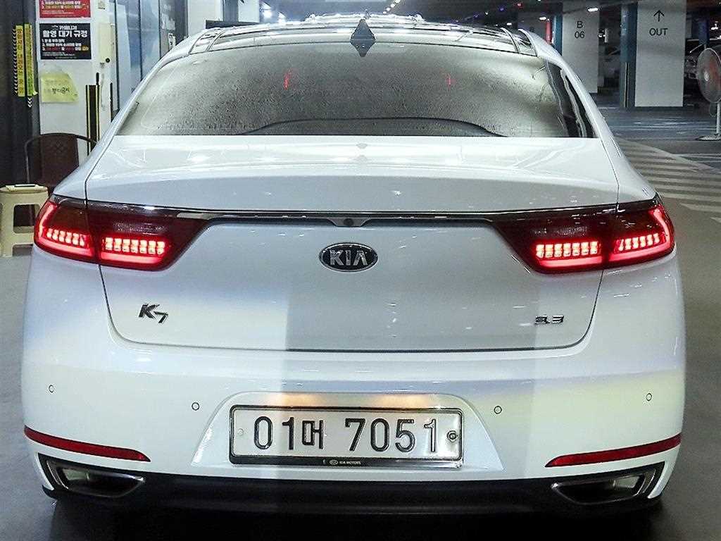 KIA K7 - Vista 5