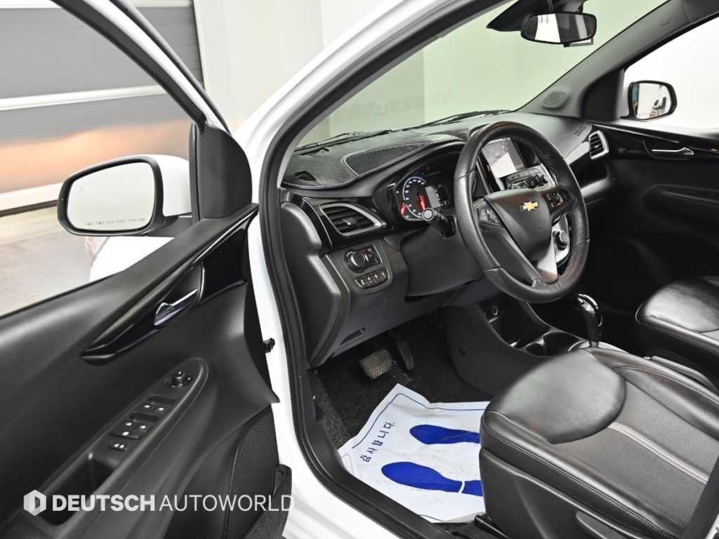Chevrolet Spark - Vista 11