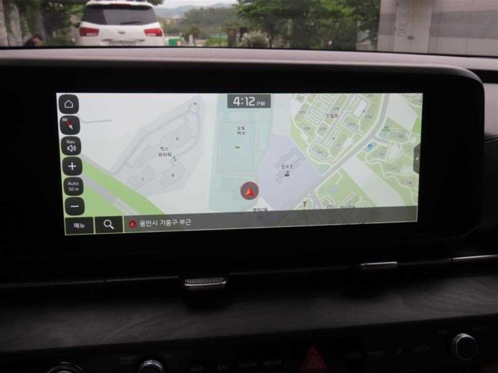 KIA Carnival - Vista 8
