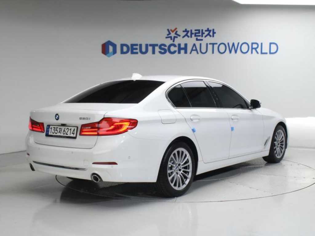 BMW 5 Series - Vista 4