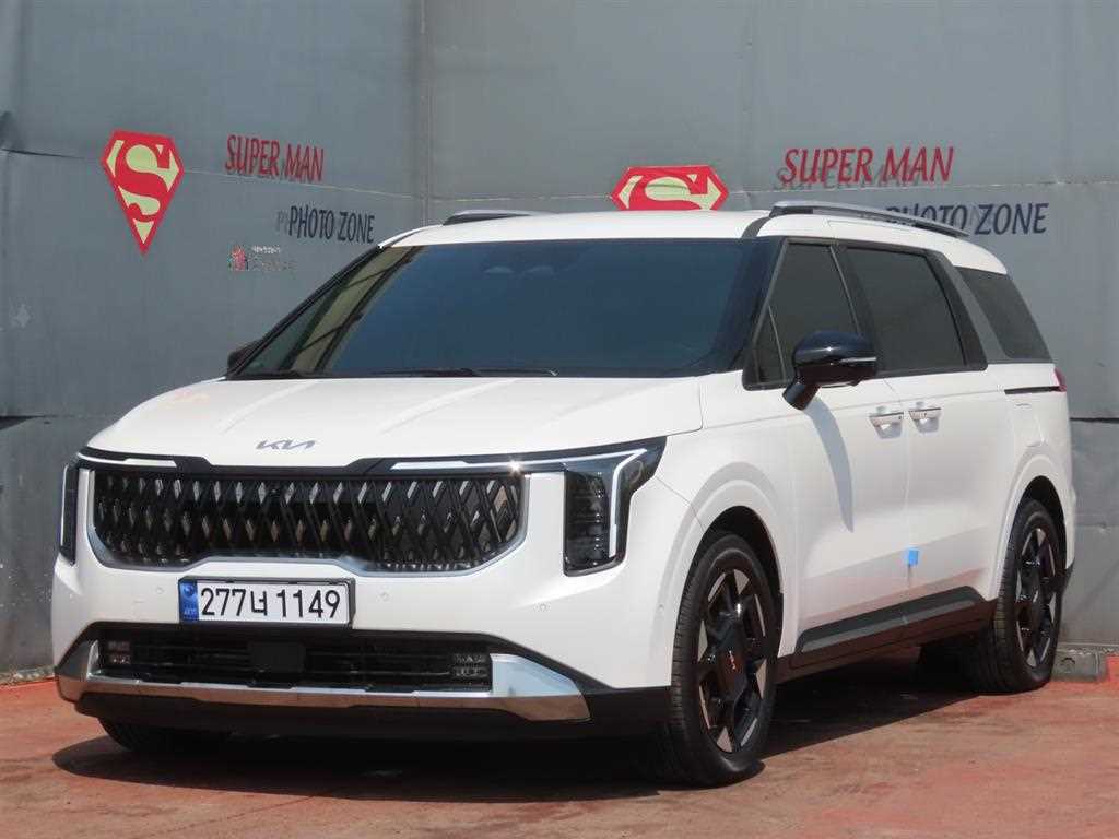 KIA Carnival 2024 Blanco - Importación desde Corea - HF Imports Iquique - Foto 1