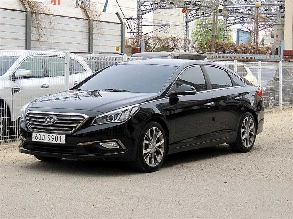 HYUNDAI Sonata - Vista 2