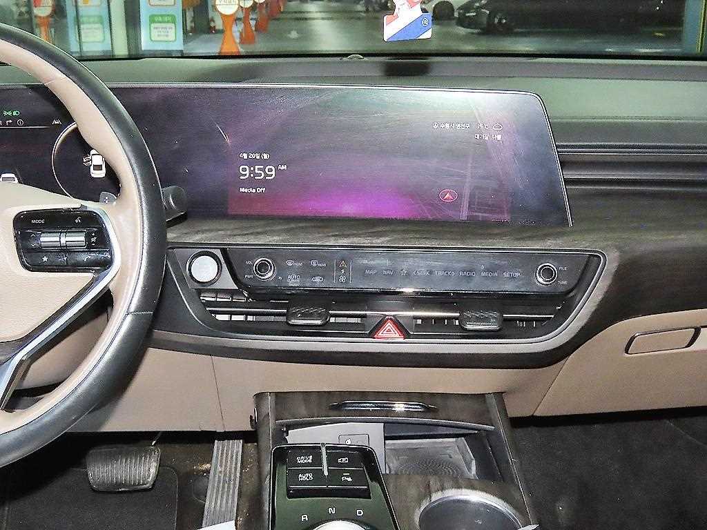 KIA K8 - Vista 11