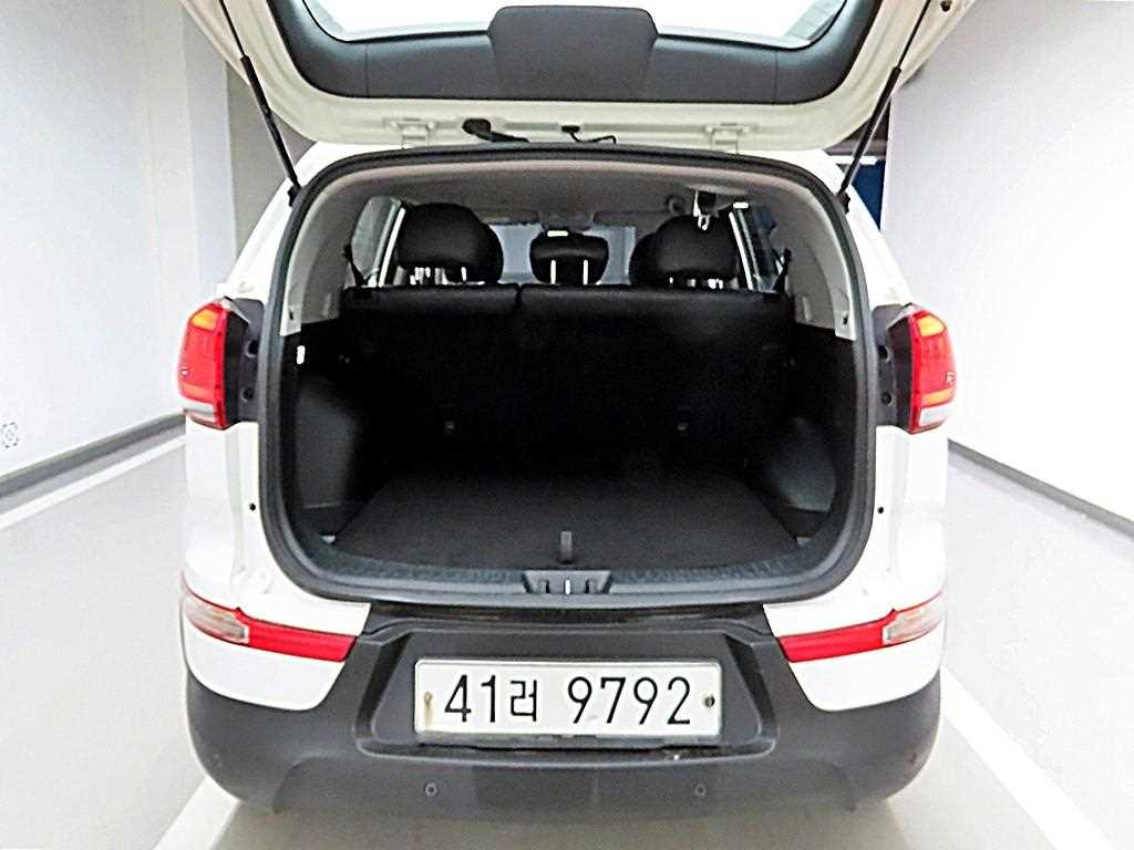 KIA Sportage - Vista 5
