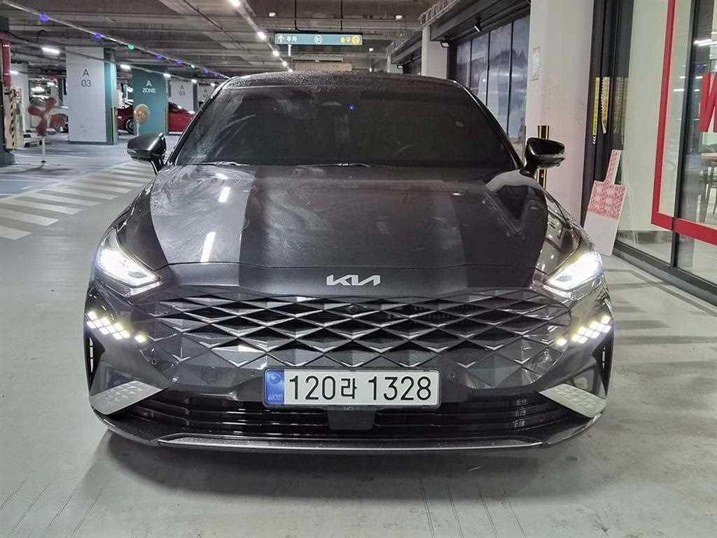 KIA K8 - Vista 2