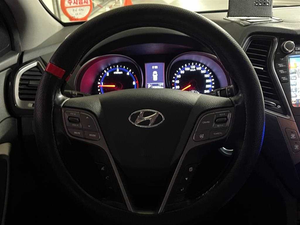HYUNDAI Santa Fe - Vista 11