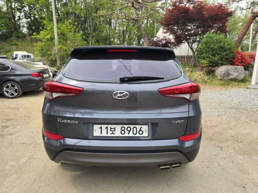 HYUNDAI Tucson - Vista 4