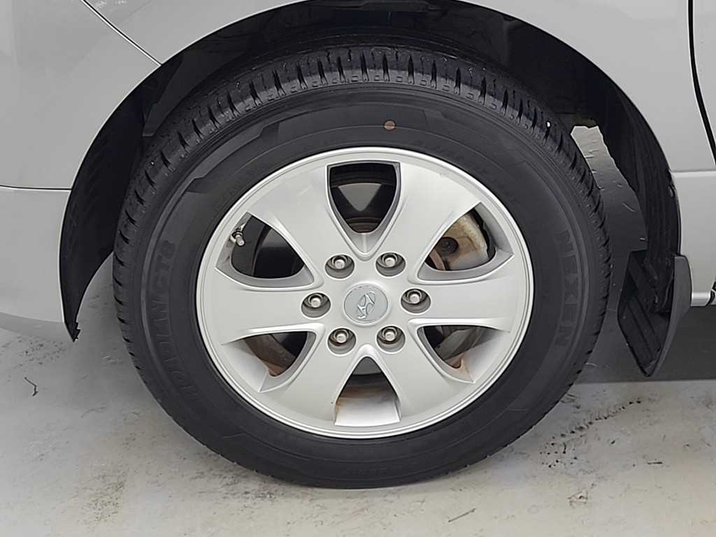 HYUNDAI Starex 2020 Plateado - Importación desde Corea - HF Imports Iquique - Foto 17